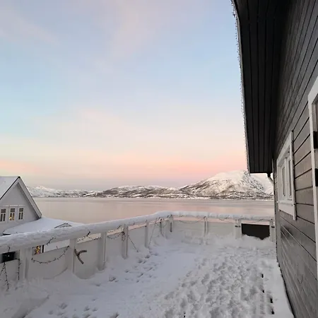 Kır Evi House By The Fjord - Sauna, Sea View & Northern Lights *