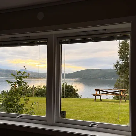 House By The Fjord - Sauna, Sea View & Northern Lights 乡村民宿 特罗姆瑟
